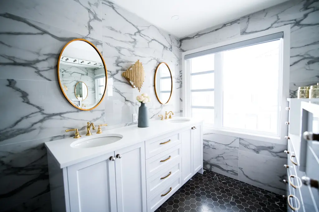 How to Choose the Right Bathroom Vanity